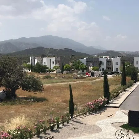 Modern Loft, Beautiful Views, Pool, Quiet Getaway! * Kalogrea