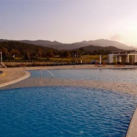 Modern Loft, Beautiful Views, Pool, Quiet Getaway!